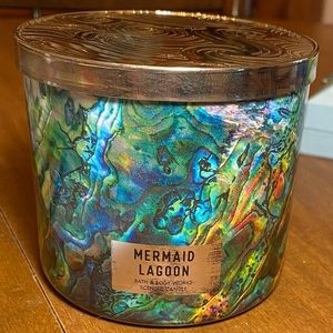 Bath & Body Works Mermaid Lagoon Scented 3-Wick Candle.